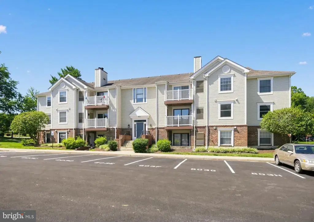 803 Stratford Way #b, FREDERICK