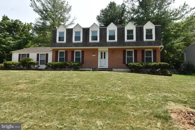 8673 Cooperhawk Ct, Columbia