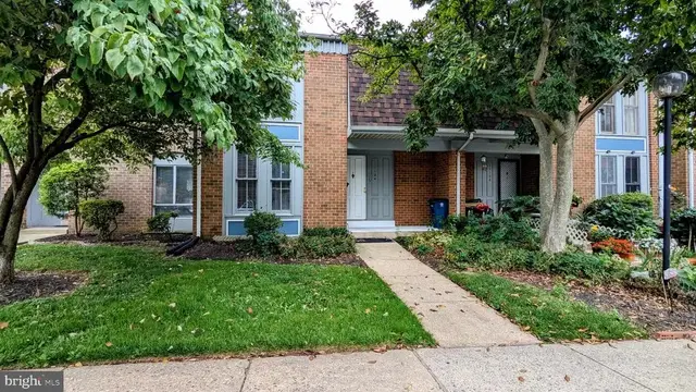 11124 Oak Leaf Dr #89, Silver Spring