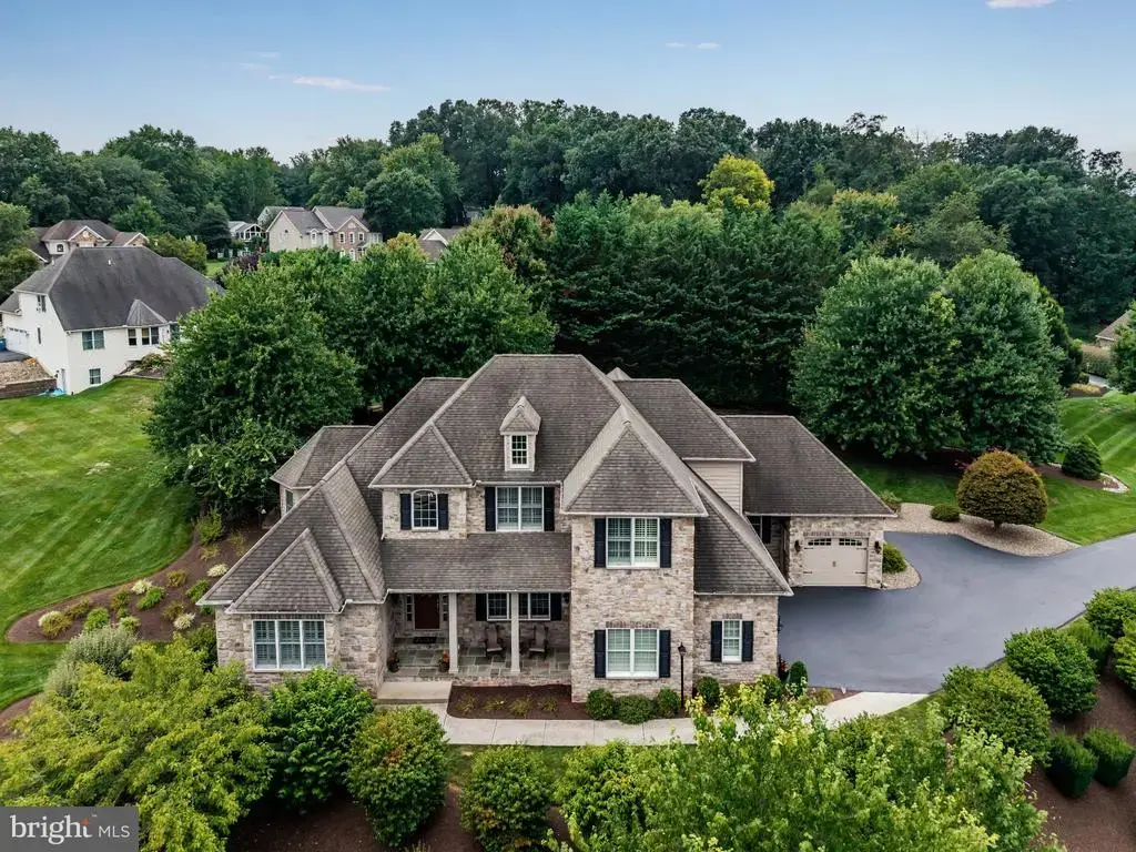 5103 Maple Leaf Ct, MECHANICSBURG