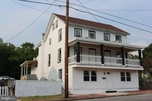 447 Market St, Williamstown