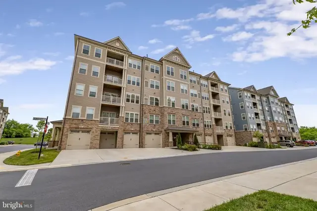3510 Starlight St #402, Frederick