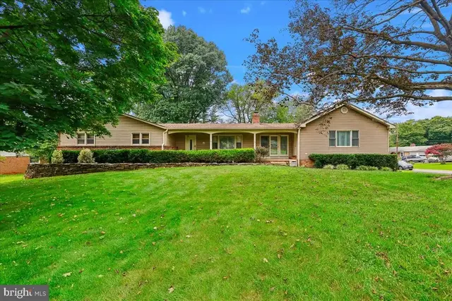 20432 Greenfield Rd, Germantown