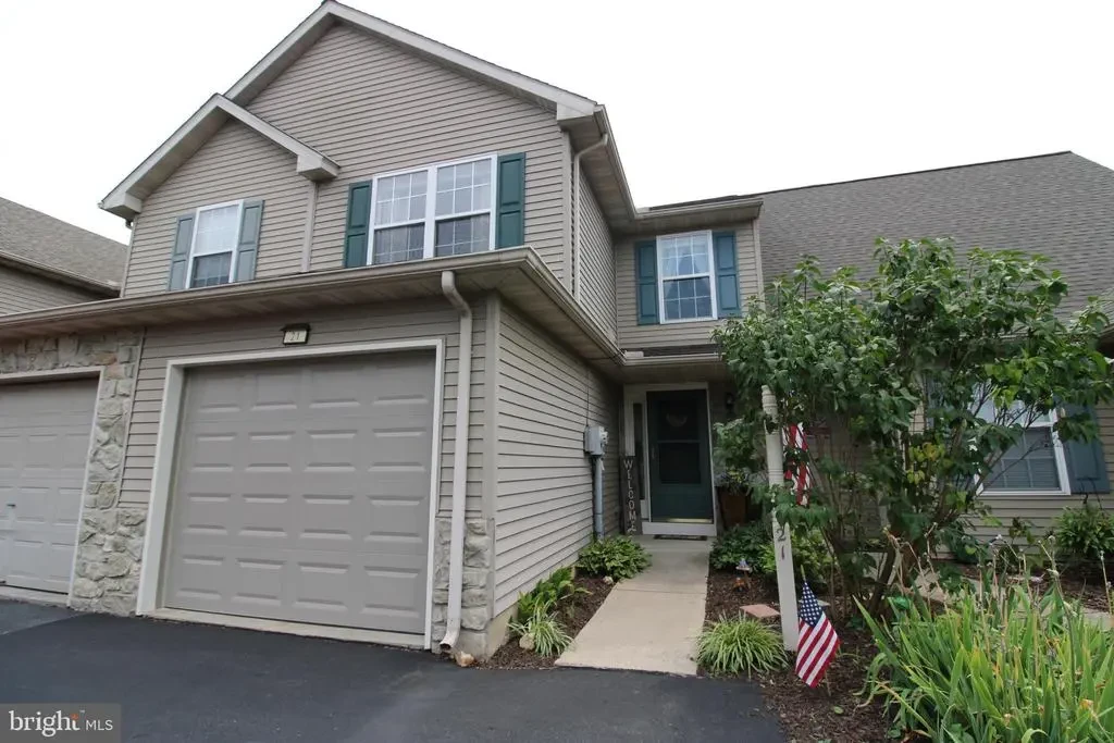 21 Tumbling Run, LITITZ