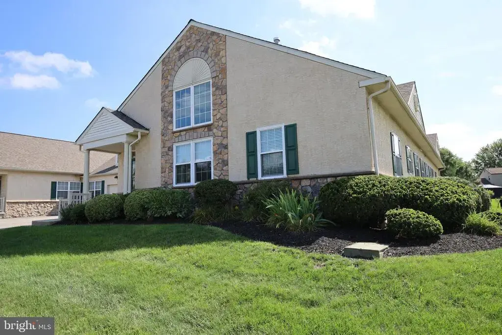 114 Arbour Ct, NORTH WALES