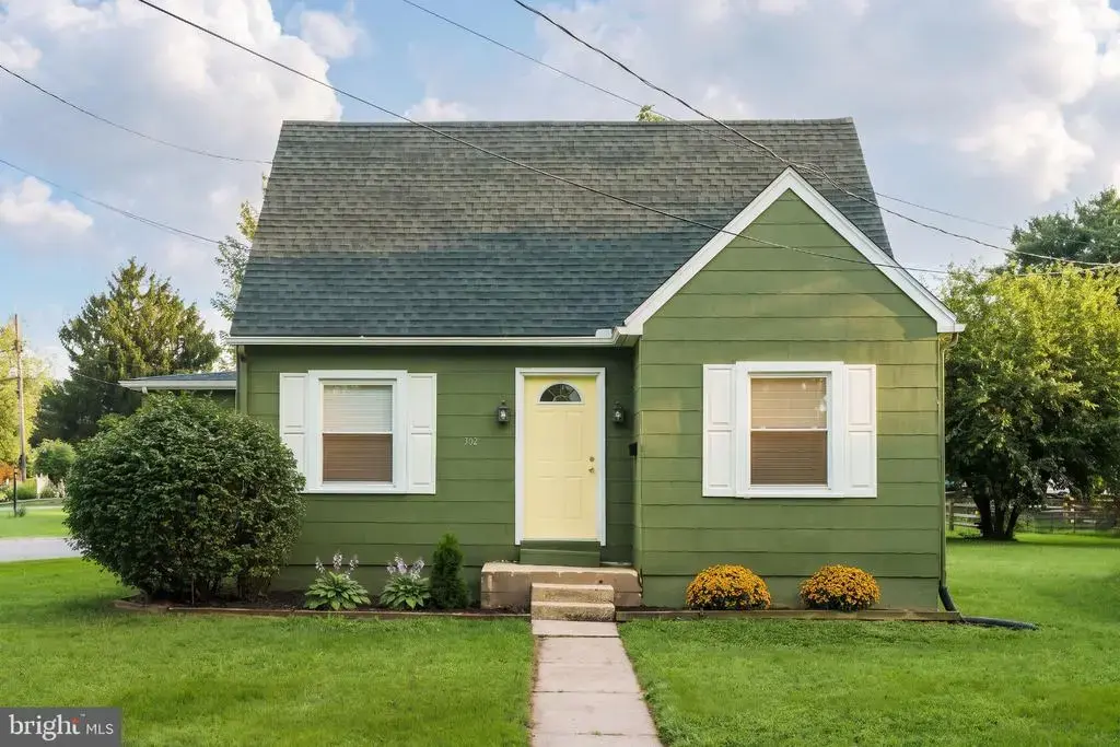 302 Park Cir, ELKTON