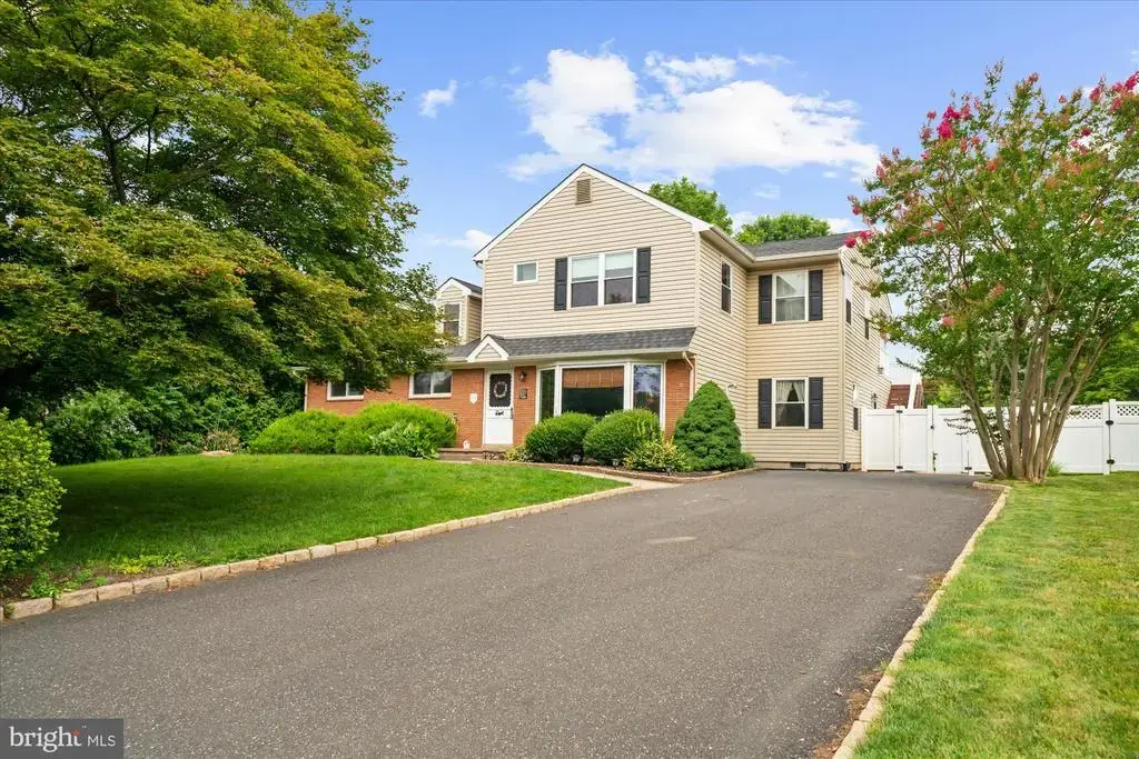 34 Butternut Dr, HATBORO