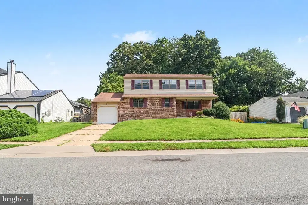 737 Fox Chase Cir, BEAR