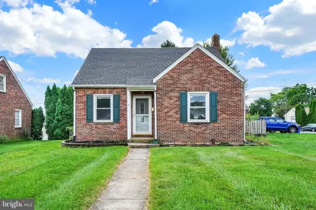 2016 Orange St, York