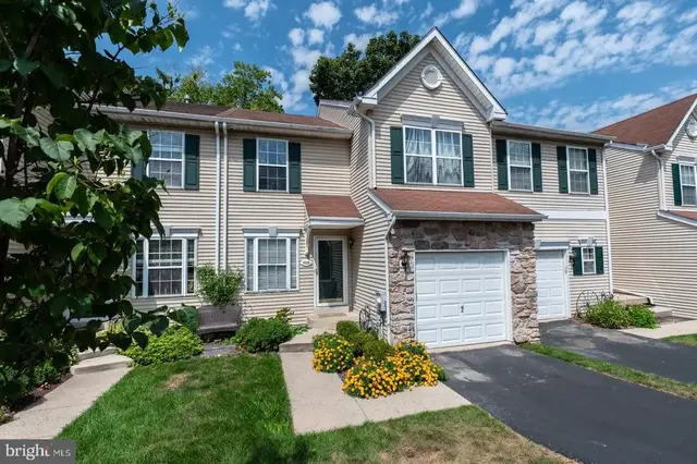 1028 Colin Dr, Royersford