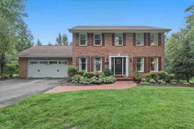 7050 Shadyside Dr, Mount Airy
