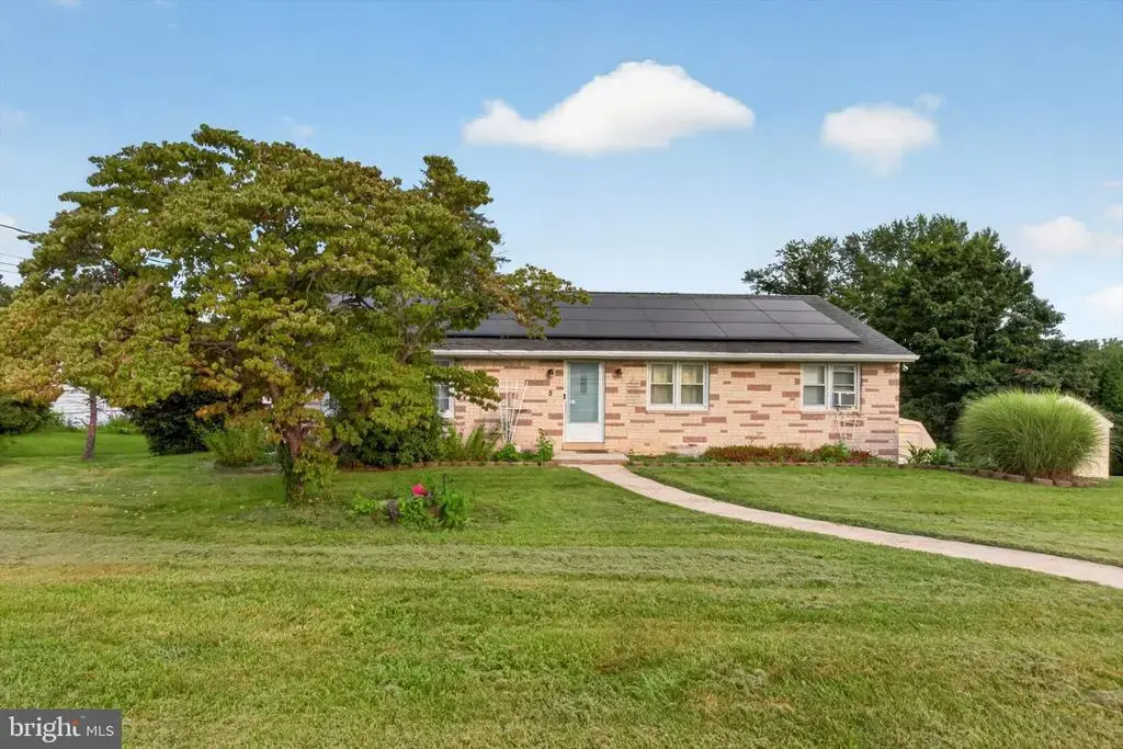 5 Monticello Ave, SPRING GROVE