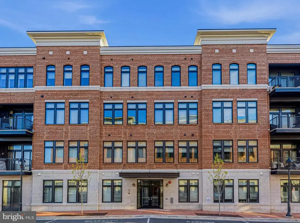 5 Stationmaster St Se #200, LEESBURG
