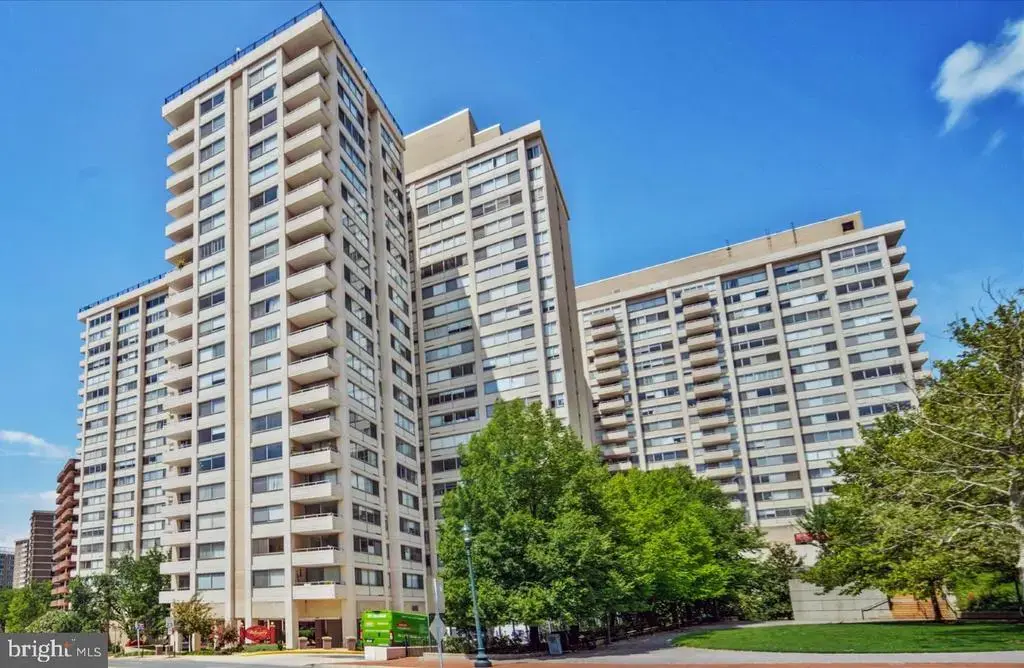 4515 Willard Ave #906s, CHEVY CHASE