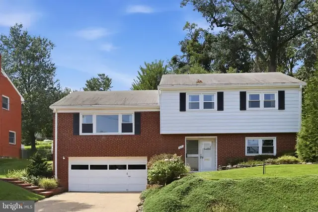 520 N Livingston St, Arlington