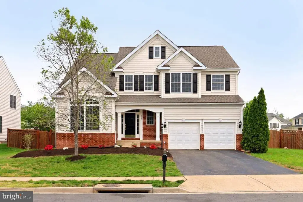 9002 Merlot Ct, BRISTOW