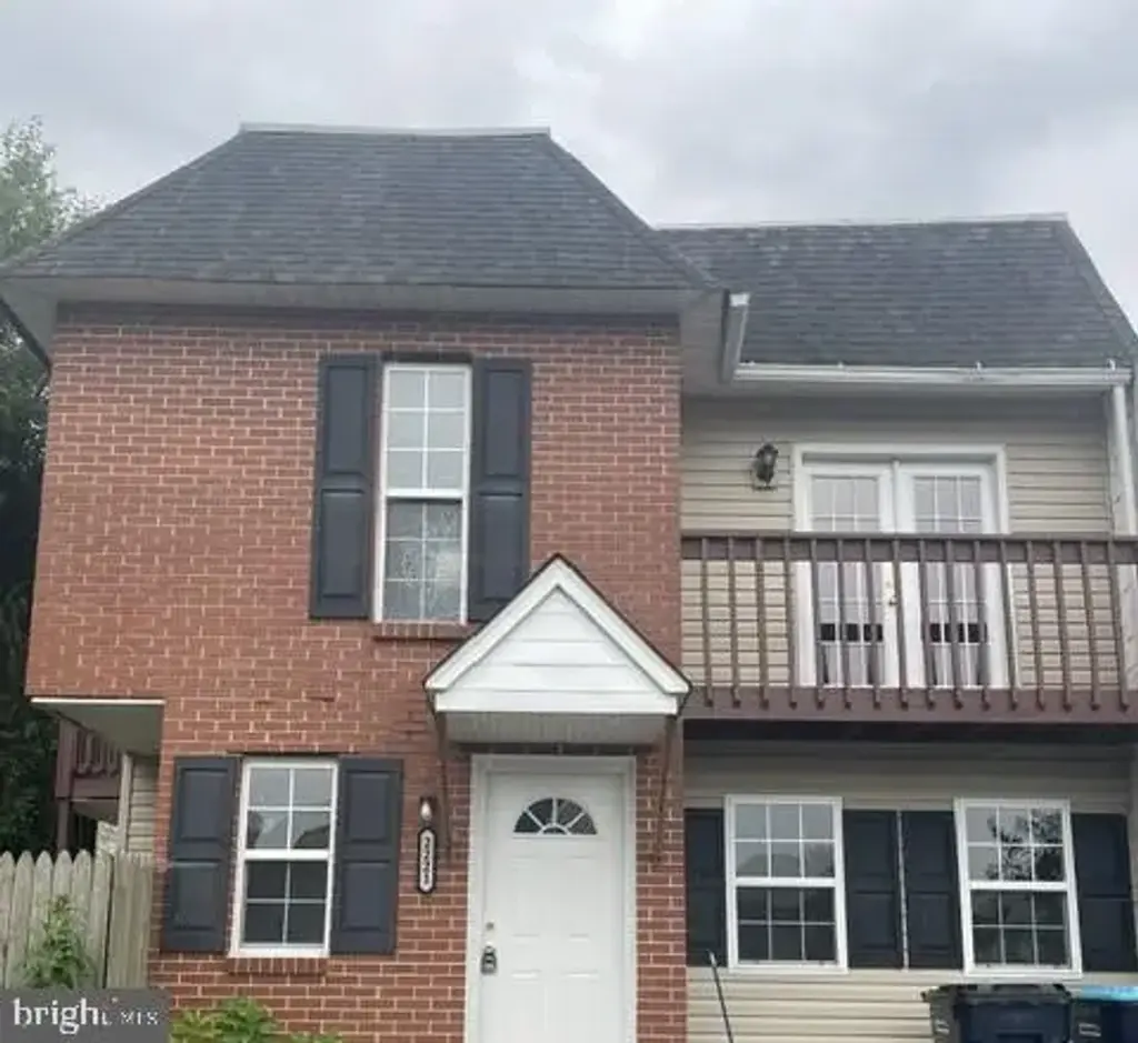 2221 Dickens Ter, NEWARK