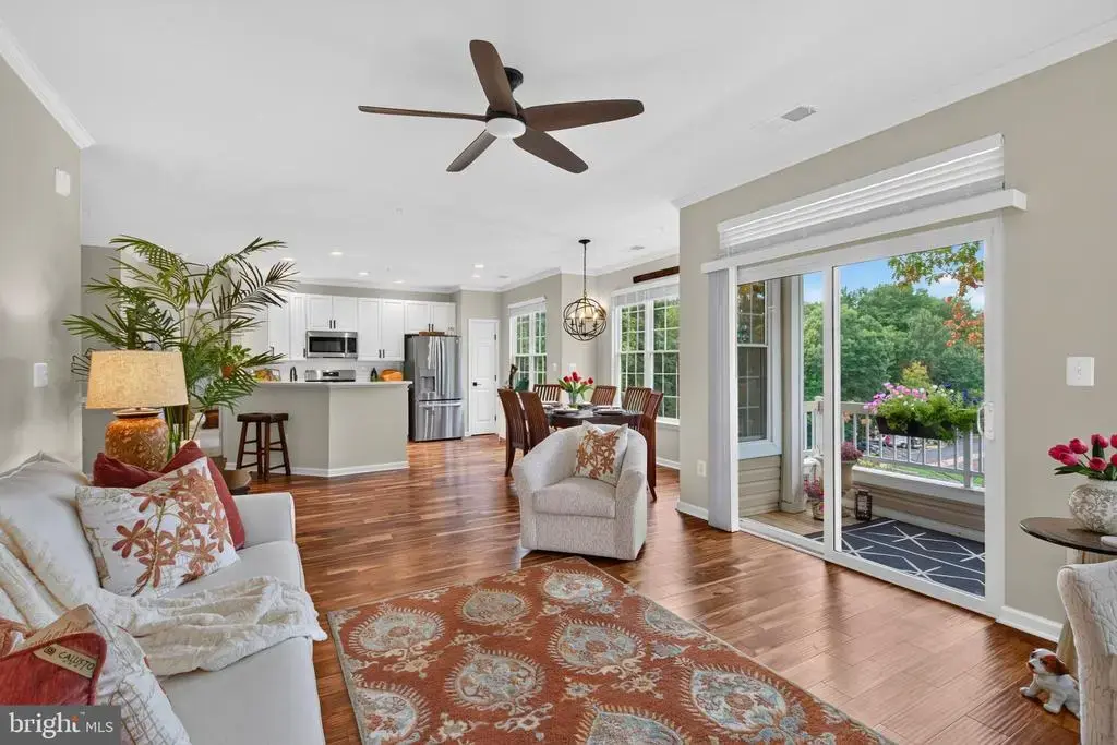 4210-s Mozart Brigade Ln #4210s, FAIRFAX