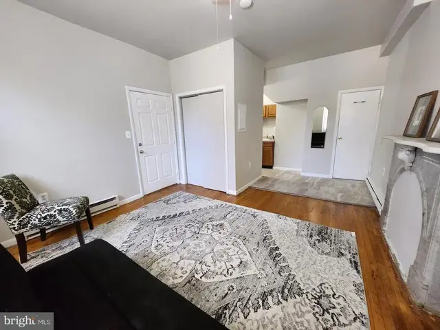 403 W 6th St #1, Wilmington