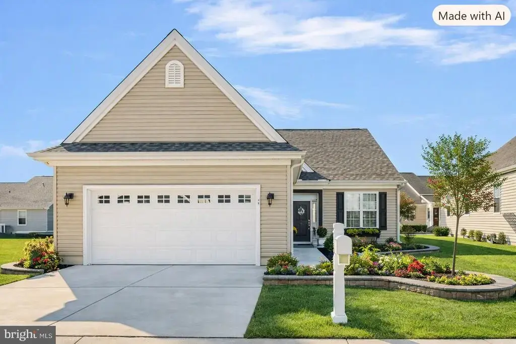 112 Fairmont Ln, DOVER
