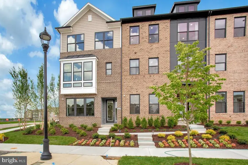 5025 Henry King Way #1g, BOWIE