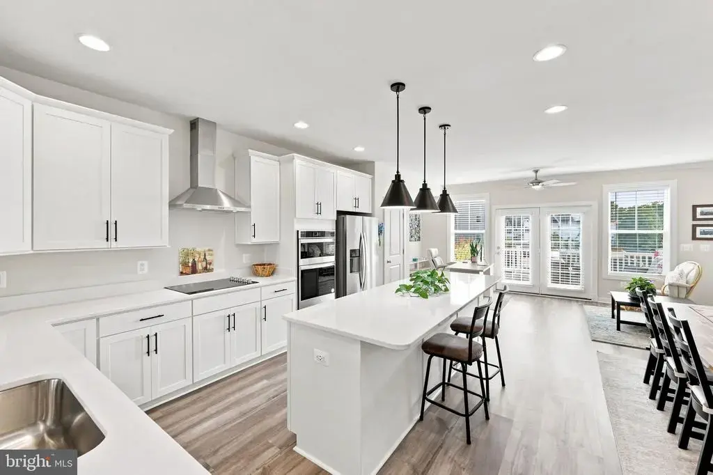 43731 Hay Rd, ASHBURN