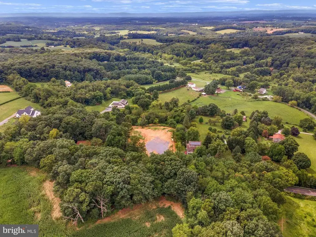 4604 Old Hanover Rd, WESTMINSTER