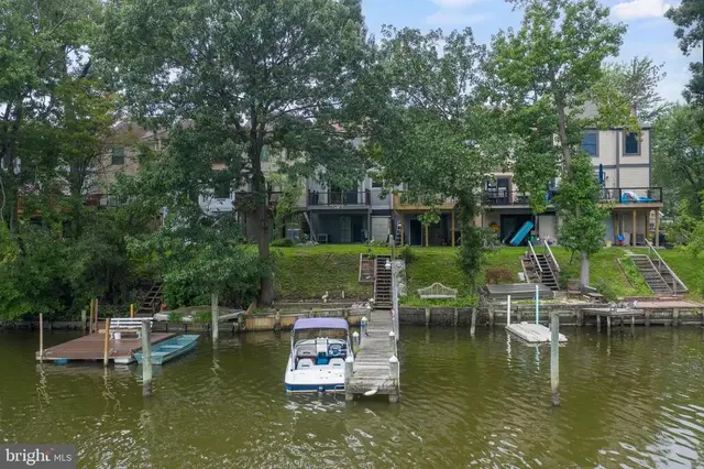 44 Helmsman Ct, Baltimore