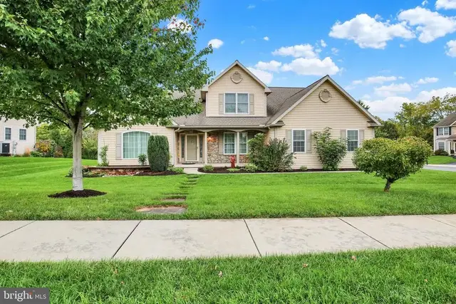 301 Valley Ct, Sinking Spring