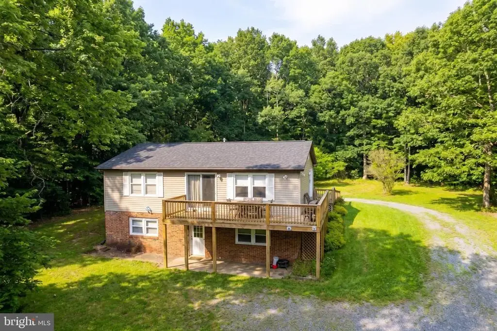 48 Wildwood Estates Dr, MC HENRY
