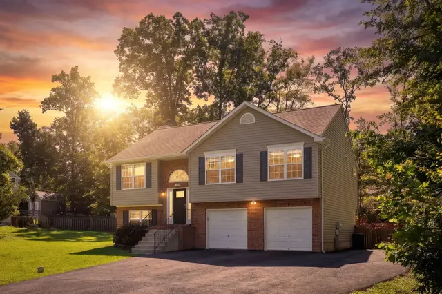 29 Breezy Hill Dr, Stafford