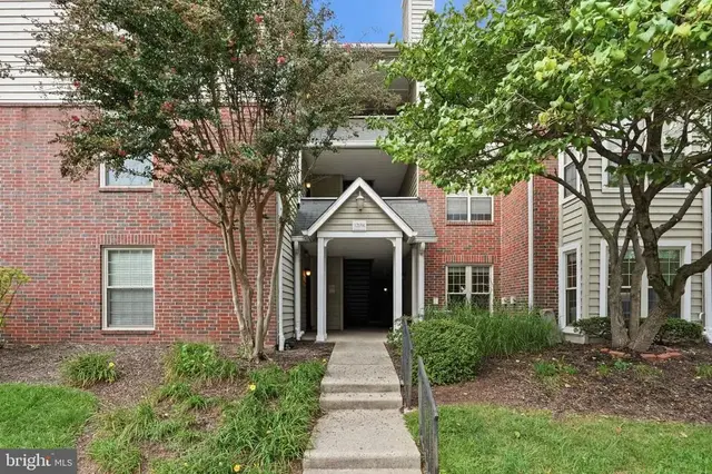12158 Penderview Ln #1704, Fairfax