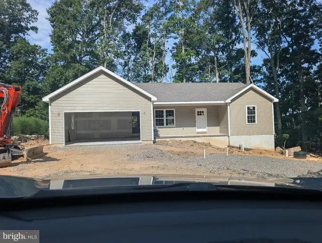 121 Hogan Dr, Auburn