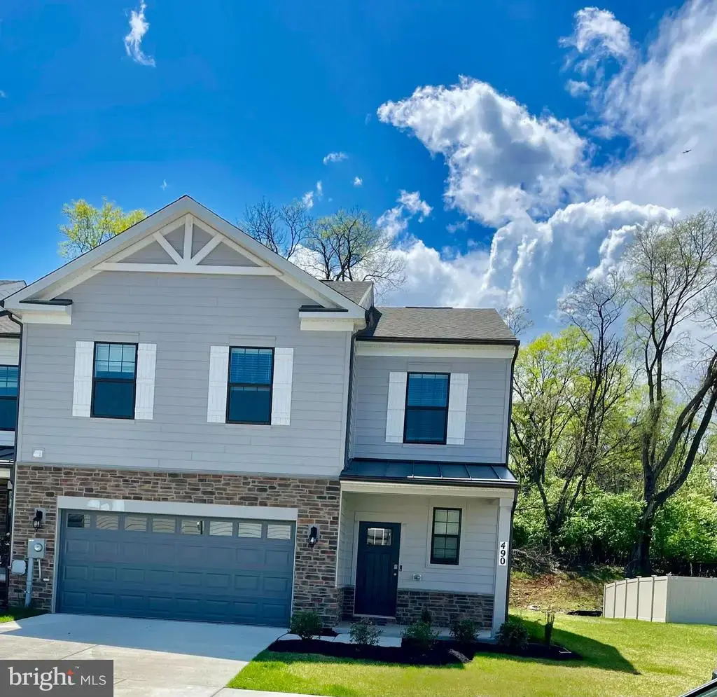 490 Ensemble Way, FREDERICK