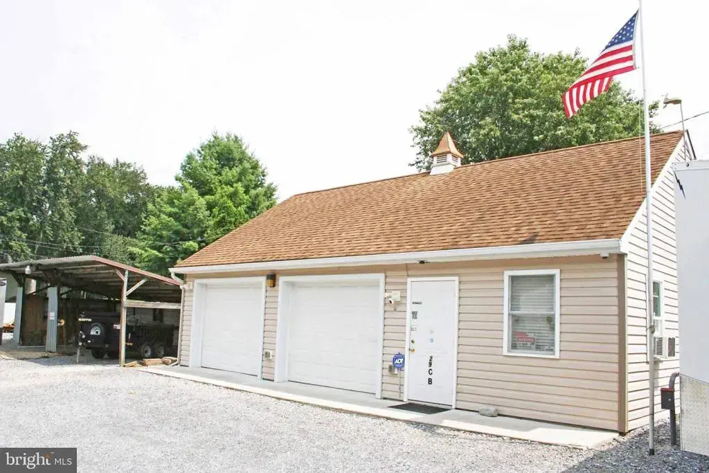 29-b N Eastland Dr, LANCASTER