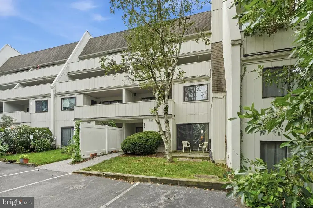 120 Summit House #120, WEST CHESTER