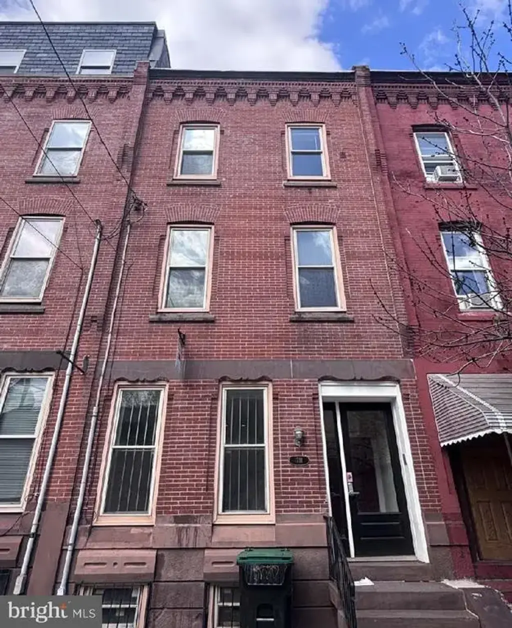 1711 W Montgomery Ave, PHILADELPHIA