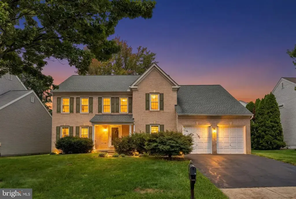 13072 Autumn Willow Dr, FAIRFAX