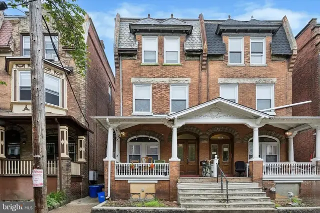 222 Buckingham Pl, Philadelphia