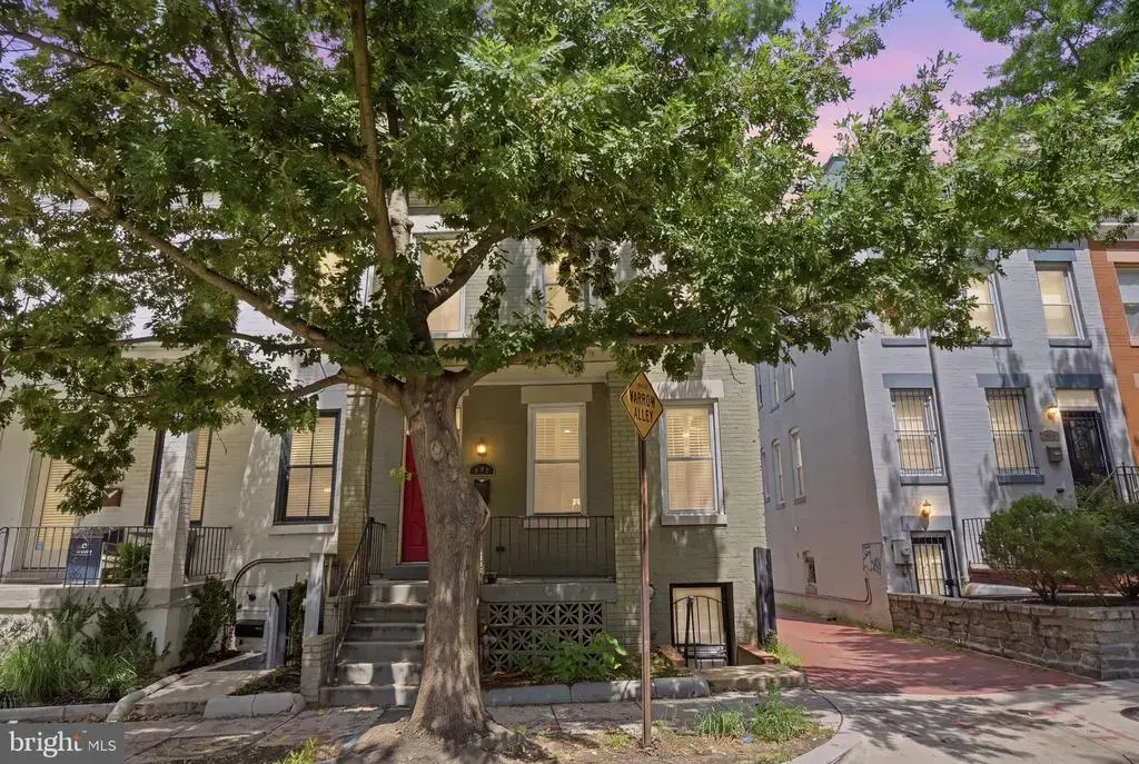 601 Kenyon St Nw #a, WASHINGTON