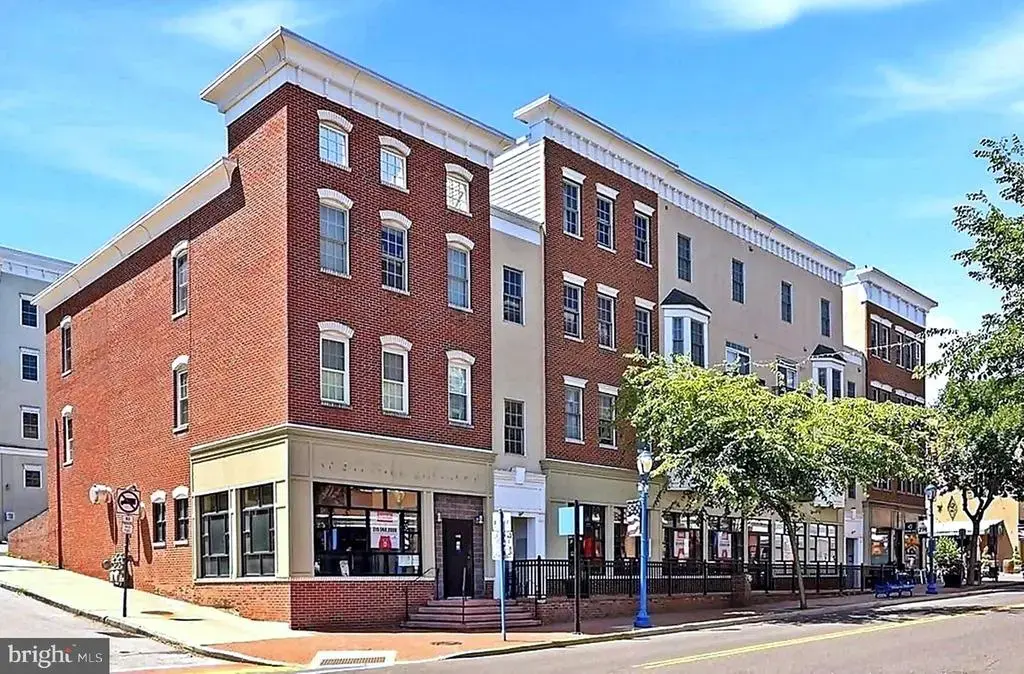 136 Bridge St #303, PHOENIXVILLE
