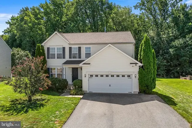 209 Lone Tree Dr, Camden