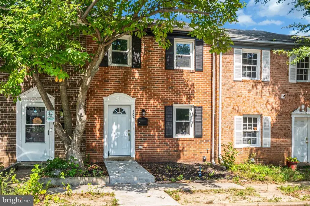 708 Olde Greenwich Cir, FREDERICKSBURG
