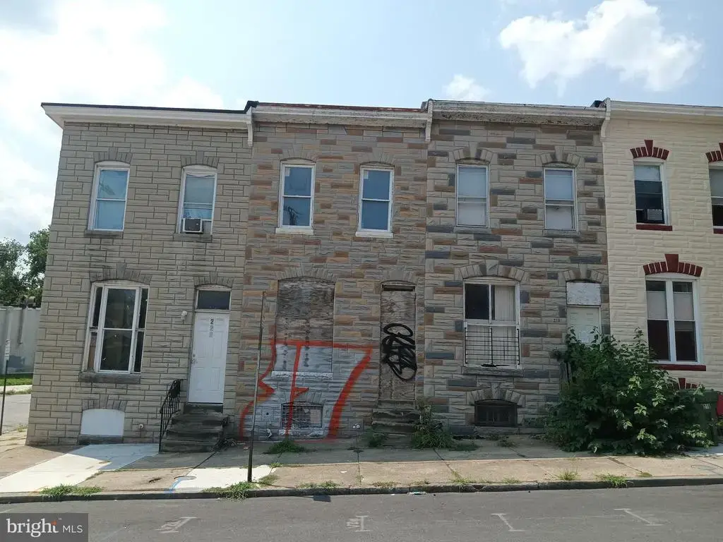 220 S Smallwood St, BALTIMORE