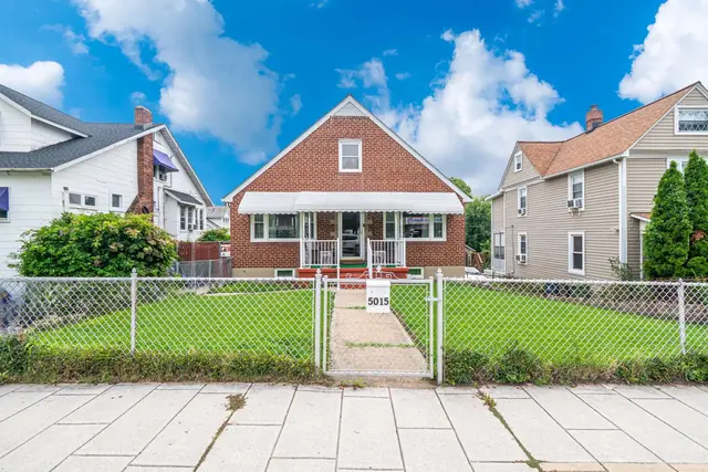 5015 Harford Rd, Baltimore