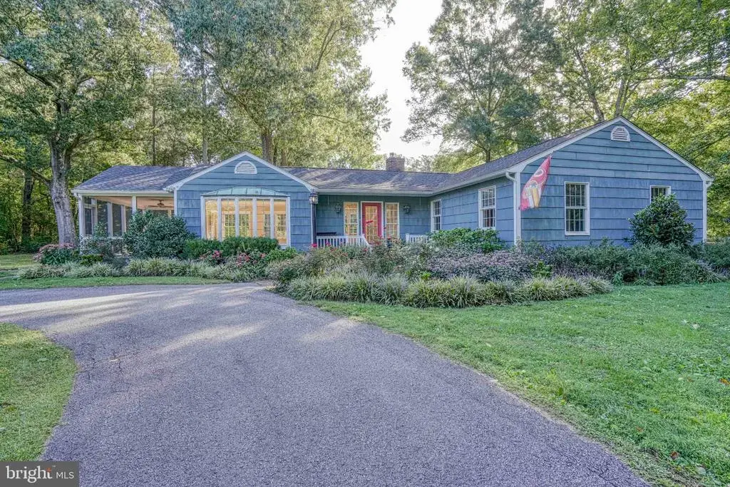 28420 Oaklands Rd, EASTON