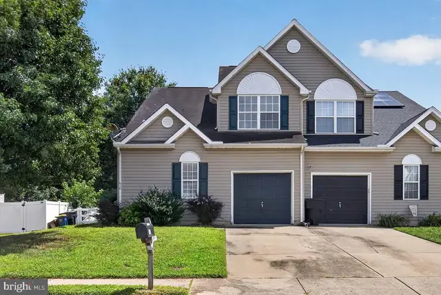 416 Worchester Dr, Dover