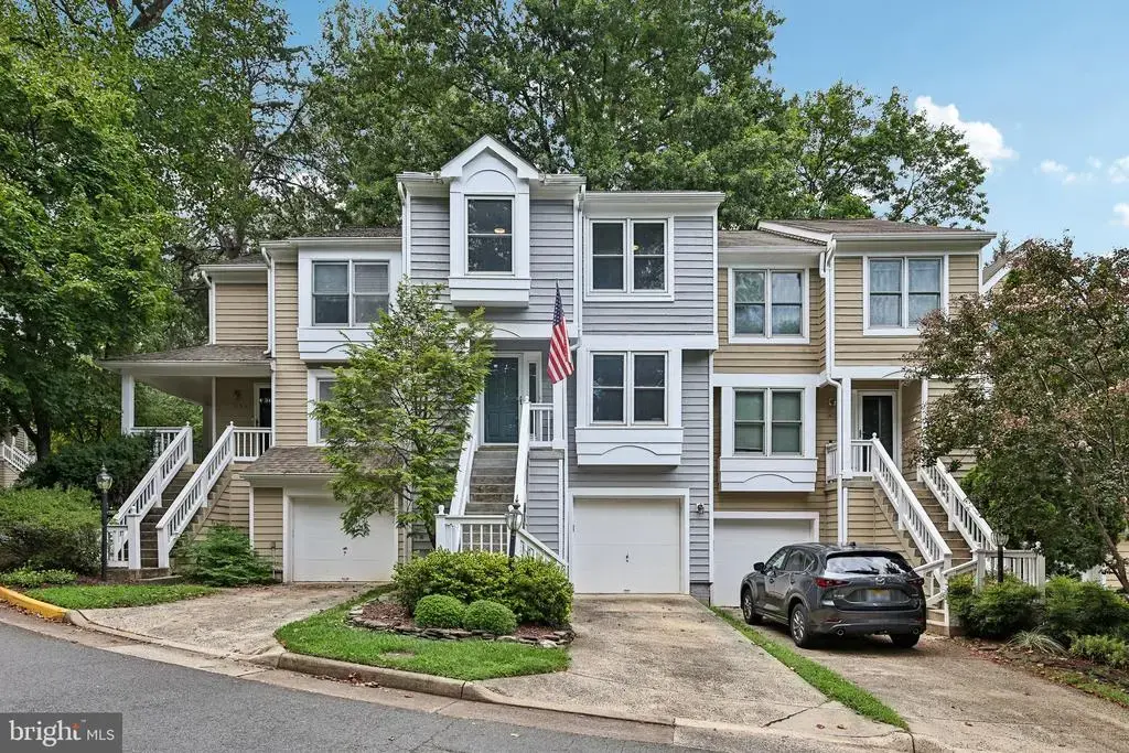 1432 Newport Spring Ct, RESTON