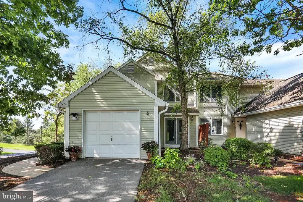 1114 Aberdeen Ct, HARRISBURG