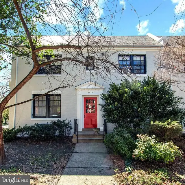 4474 Macarthur Blvd Nw, Washington